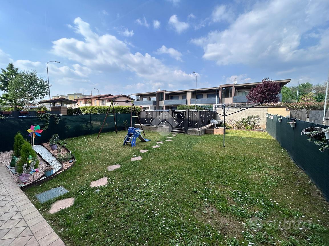 2 LOCALI A RONCADELLE - Vista 2