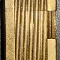 Accendino vintage ST Dupont dorato a righe