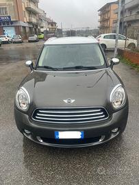 MINI COUNTRYMAN D