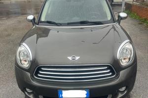 MINI COUNTRYMAN D
