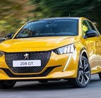 Peugeot 208 gt line ricambi disponibili
