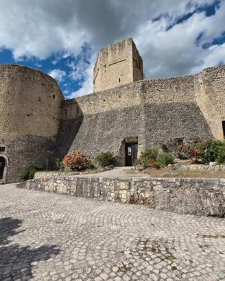 Casa Indipendente a Pettorano sul Gizio