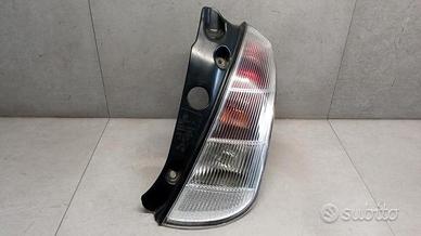 FARO POSTERIORE ESTERNO DESTRO LANCIA Ypsilon 2006