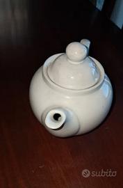 Teiera ceramica bianca con coperchio monoporzione