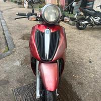 Piaggio Carnaby 300 ie