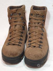 Scarpone trekking pelle e Gore-tex Tg44½ "SCARPA"