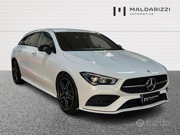MERCEDES-BENZ CLA Shooting Brake 200 d Premium aut