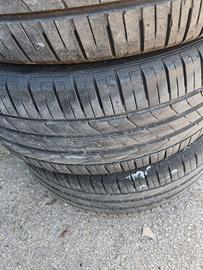 Gomme 255/45R19