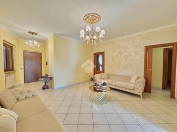 4 LOCALI A ORTA DI ATELLA