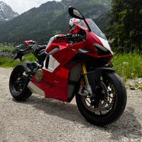 Ducati Panigale V4 R