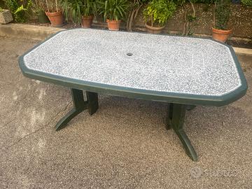 TAVOLO DA GIARDINO