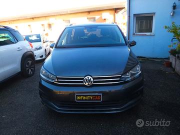 Volkswagen Touran 1.6 TDI 115 CV SCR DSG Executive