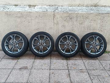 Kit gomme invernali Focus 215/50 r17
