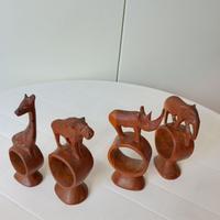 Portatovaglioli in legno