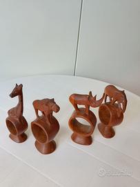 Portatovaglioli in legno