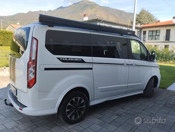 Ford tourneo custom sport