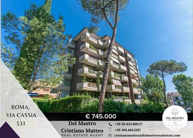Appartamento di 209 m² con più di 5 locali a Roma