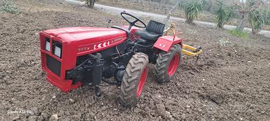 Antonio carraro STERZANTE con vibrocoltivatore