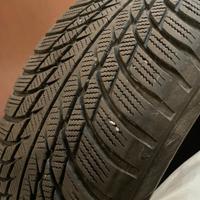 Gomme auto