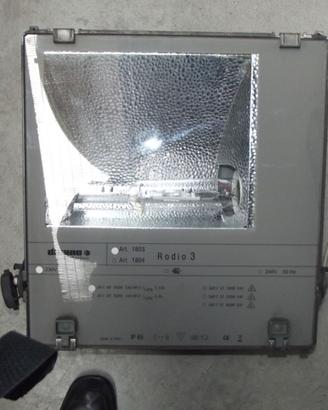 PROIETTORE DISANO  MOD. RODIO 3   250 WATT IODURI