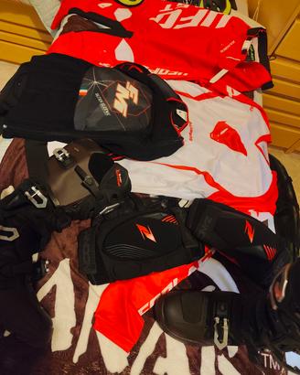 Abbigliamento tecnico off Road 