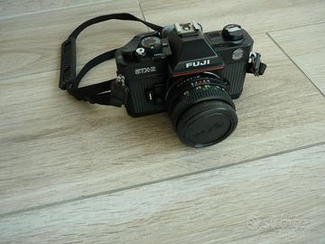 Macchina fotografica reflex Fuji STX-2