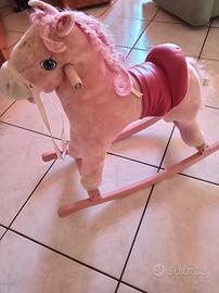 cavalluccio a dondolo 