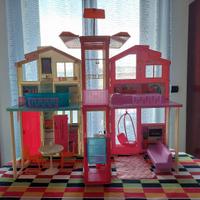 Casa di Barbie a 3 piani