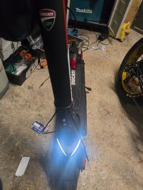 monopattino ducati pro 3