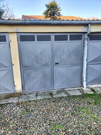 Garage box auto a Vercelli città