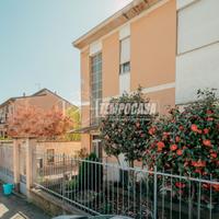 2 BILOCALI INDIPENDENTI CON BOX E CANTINA