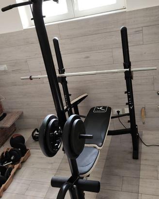 Palestra multifunzione con pesi e bilancieri