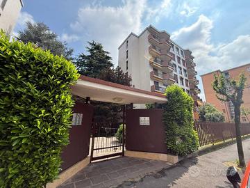 Appartamento di 117 m² con 3 locali e box auto a M