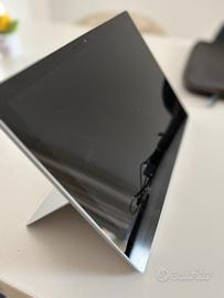 Microsoft Surface Pro 7 i5 + Tastiera + Tucano