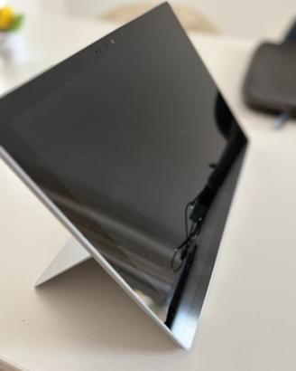 Microsoft Surface Pro 7 i5 + Tastiera + Tucano