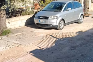 audi A2 1400 cc benzina del 2002 
