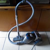 Aspirapolvere con accessori Hoover 1400 watt
