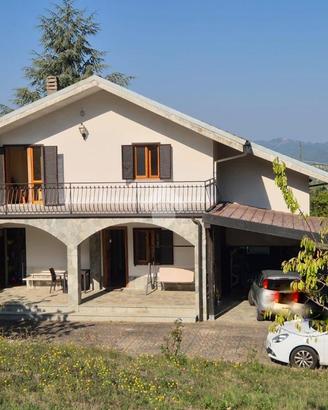 VILLA SINGOLA A MALVICINO
