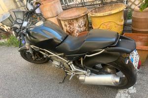 Ducati moster 600