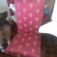 02 SEDIE IMBOTTITE COLOR BORGOGNA CON MOTIVO