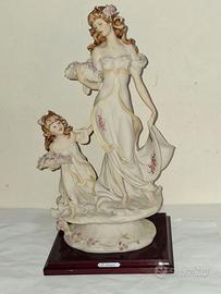 Giuseppe Armani Rosebuds art.1124 - Donna con bamb