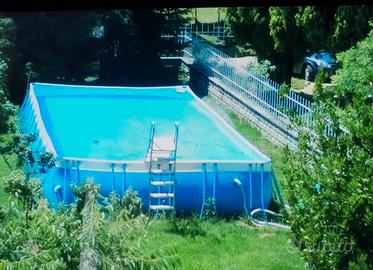 Piscina fuori terra 11 mt. x 6 x 1.30