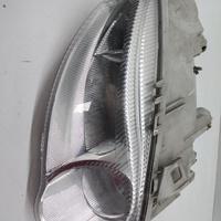 FARO ANTERIORE DESTRO ALFA ROMEO 147 Serie (937_)