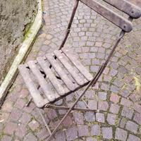 sedia antica in ferro