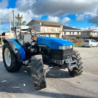 New Holland TN 65 Deluxe,40km/h,4600 ore,ruote 28