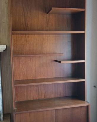 Libreria in legno massiccio