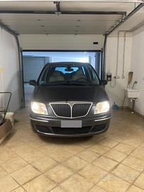Lancia phedra