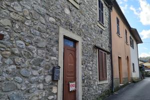 Casa semindipendente