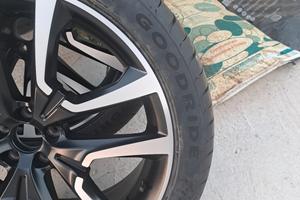 Solo gomme 265/40/22