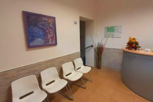 Studio Medico/Odontoiatrico/Estetico-Metro C